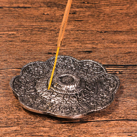 花形雕花銅製線香座