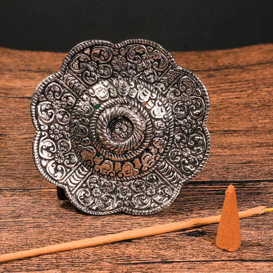 花形雕花銅製線香座