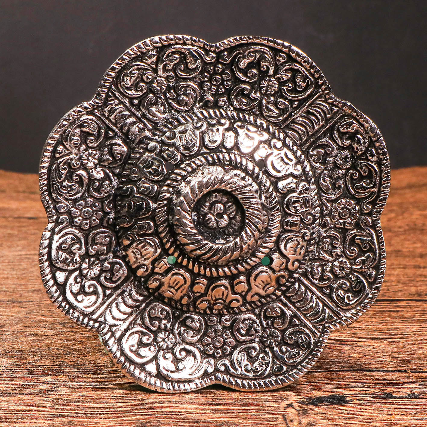 花形雕花銅製線香座